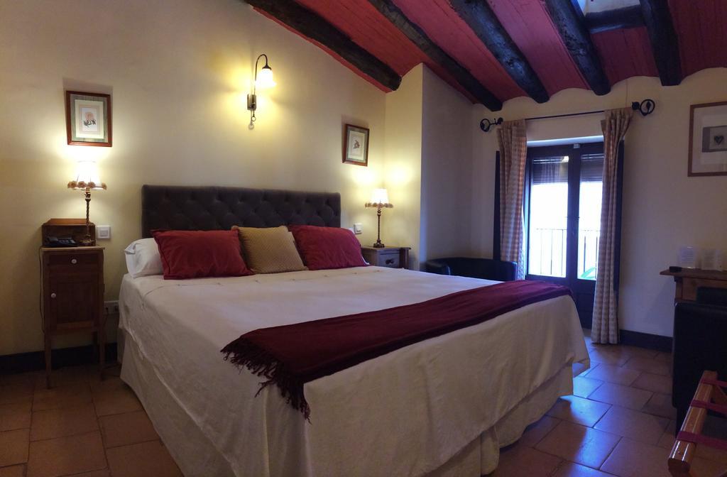 Hotel El Convent 1613 La Fresneda Zewnętrze zdjęcie